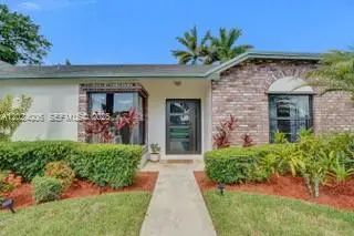 1020 SW 124th Way, Davie, FL 33325 - #3