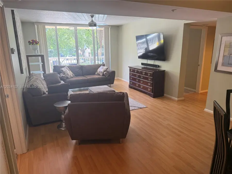 619 E Sheridan St #203, Dania Beach, FL 33004 - #3