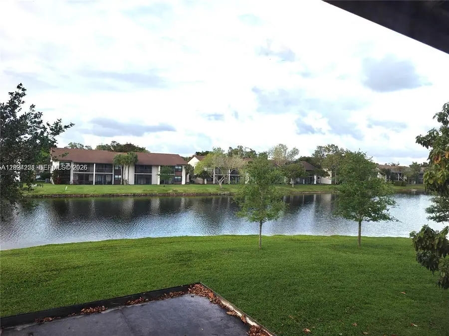 9803 NW 37th St, Sunrise, FL 33351 - #3