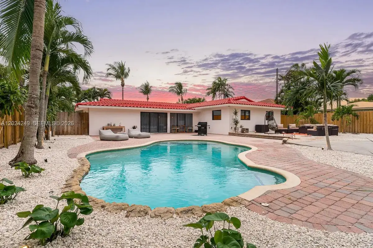 5250 NE 15th Ave, Fort Lauderdale, FL 33334 - #1