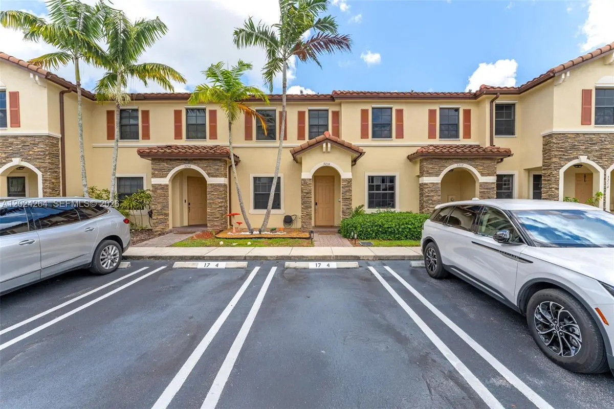 3214 SE 4th Ct, Homestead, FL 33033 - #1