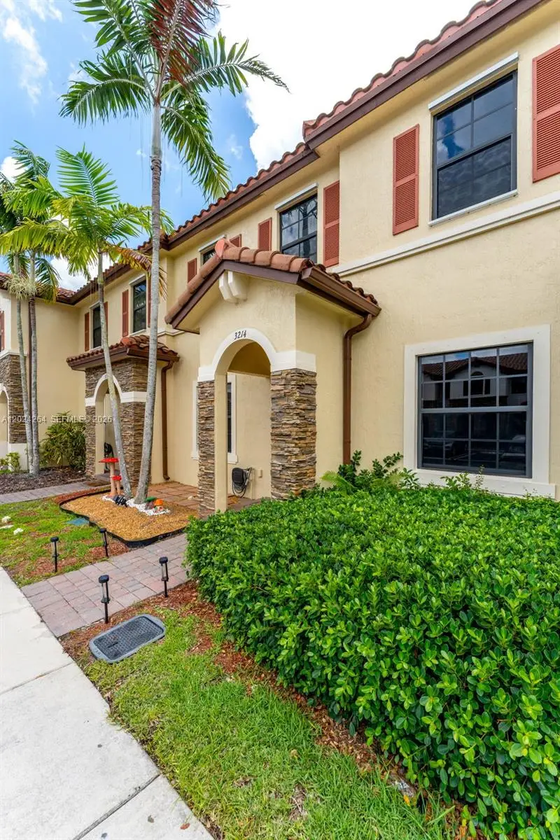 3214 SE 4th Ct, Homestead, FL 33033 - #3