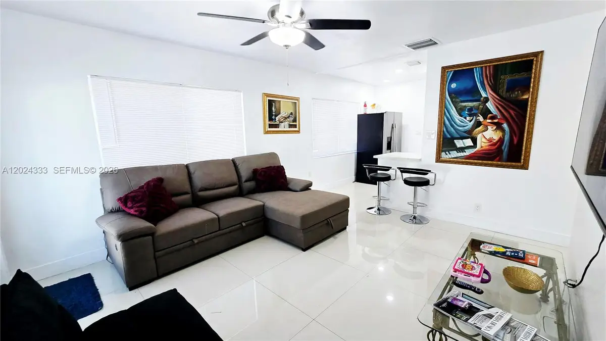 139 NW 14th Way, Dania Beach, FL 33004 - #1