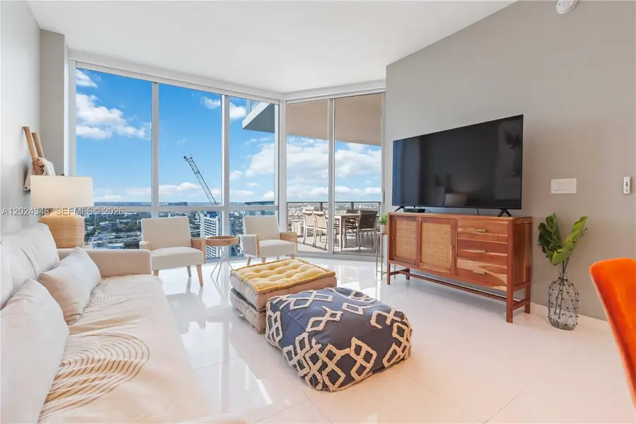 851 NE 1st Ave #3006, Miami, FL 33132 - #2