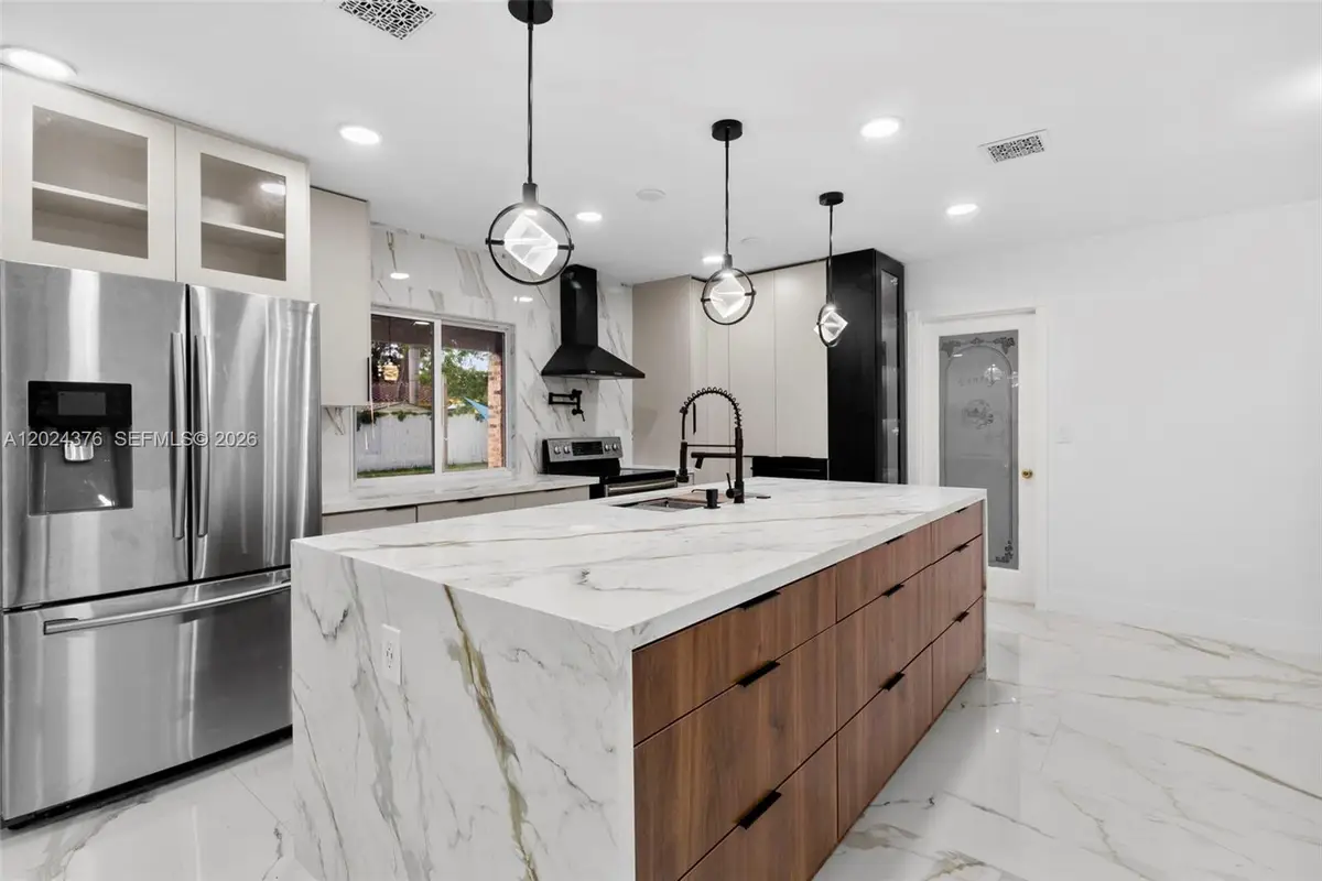 7220 NW 10th Pl, Plantation, FL 33313 - #1