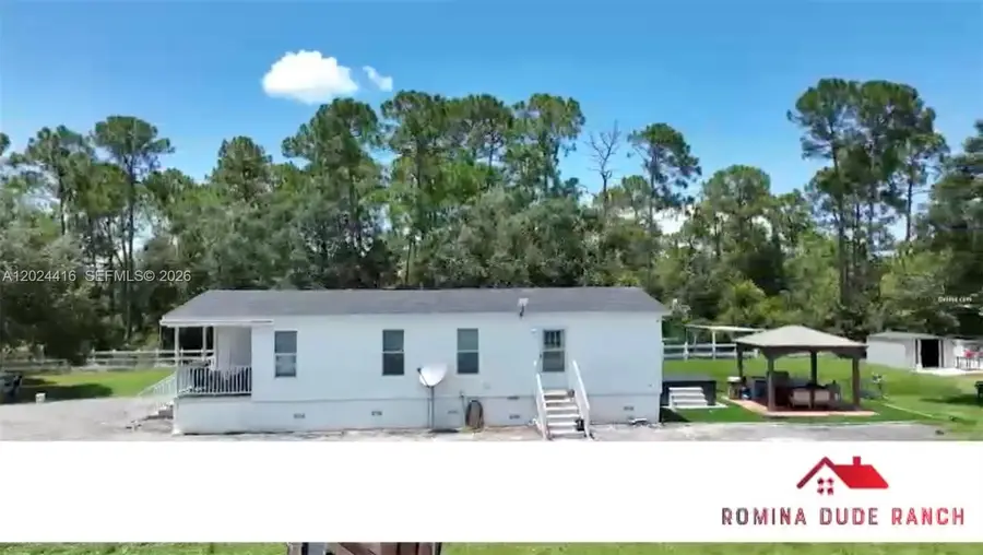 725 N Willows St, Clewiston, FL 33440 - #2