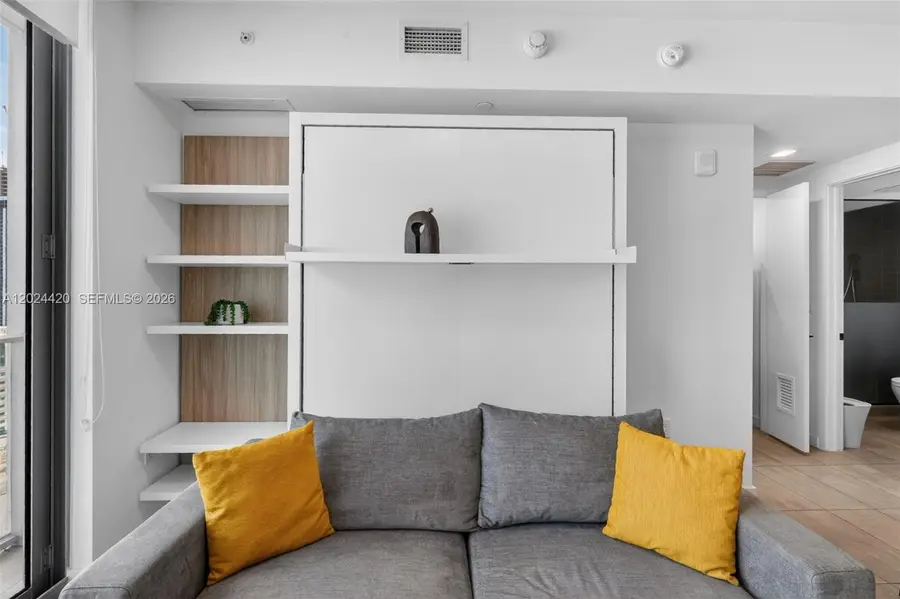 227 NE 2nd St #2805, Miami, FL 33132 - #3