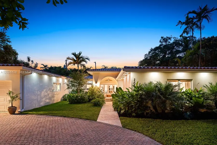 2508 Anderson Rd, Coral Gables, FL 33134 - #2