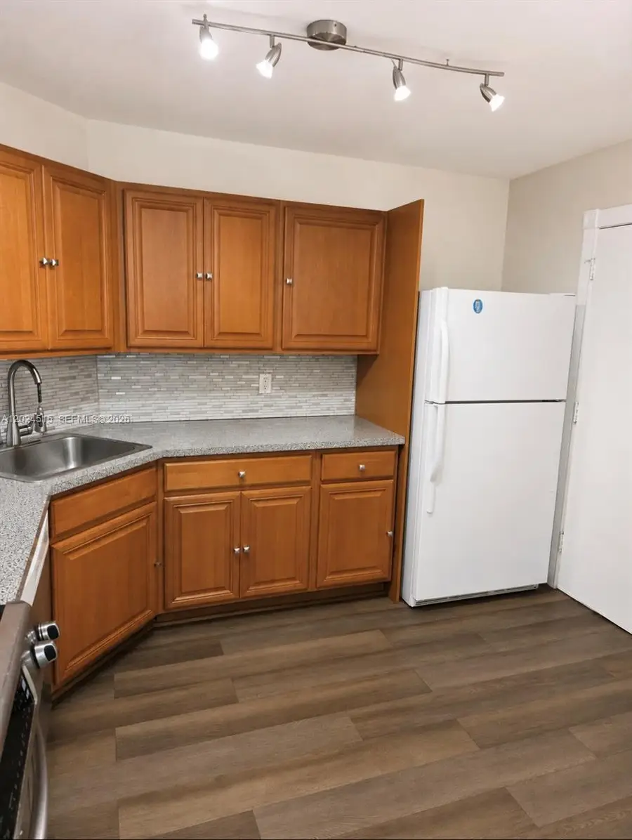 Address Withheld By Seller, Lauderhill, FL 33319 - #2