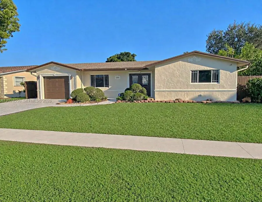 1841 NW 113th Ave, Pembroke Pines, FL 33026 - #2