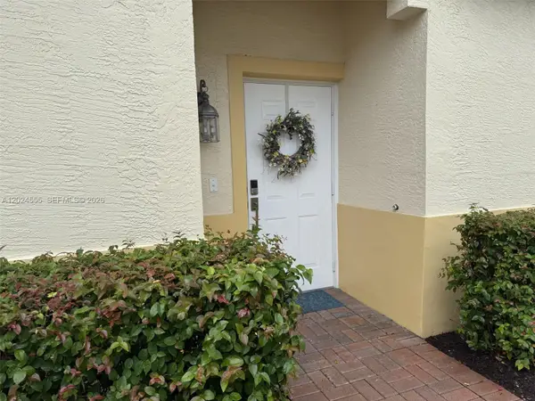 2368 Windjammer Way, West Palm Beach, FL 33411