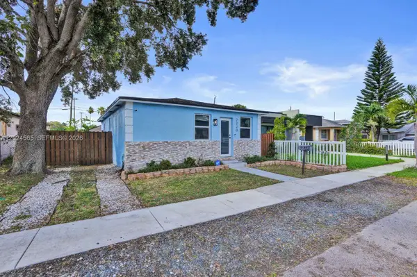 2220 Hope St, Hollywood, FL 33020