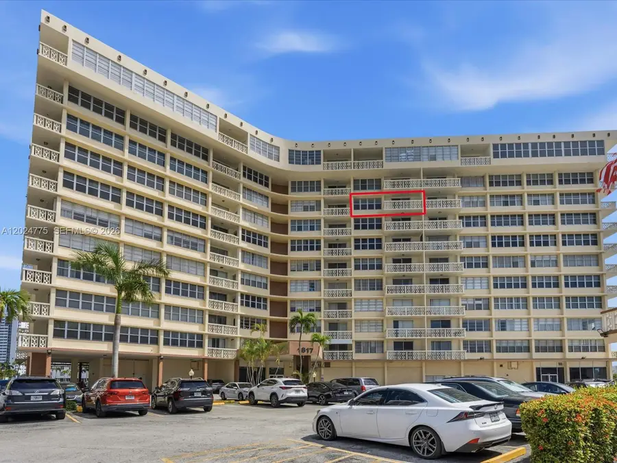 1817 S Ocean Dr #918, Hallandale Beach, FL 33009 - #2