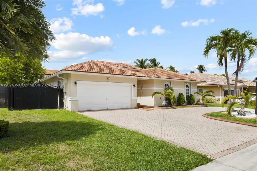 7831 NW 160th Ter, Miami Lakes, FL 33016 - #2