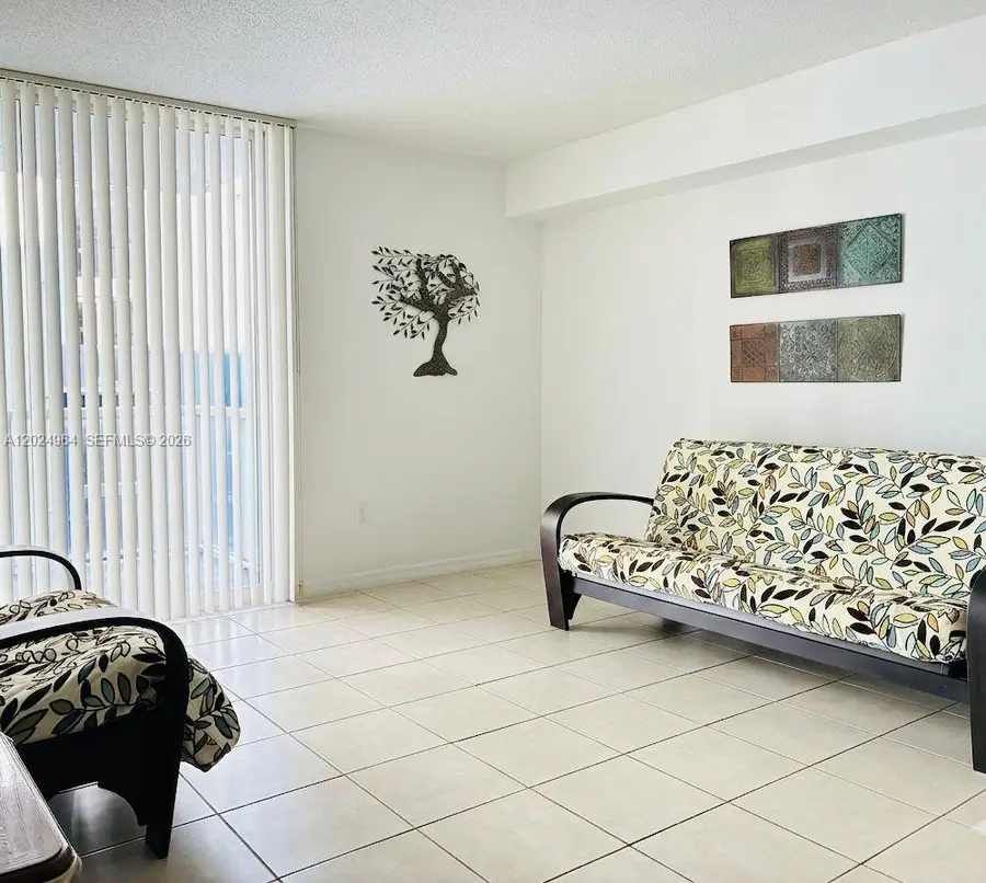 5085 NW 7th St #909, Miami, FL 33126 - #2