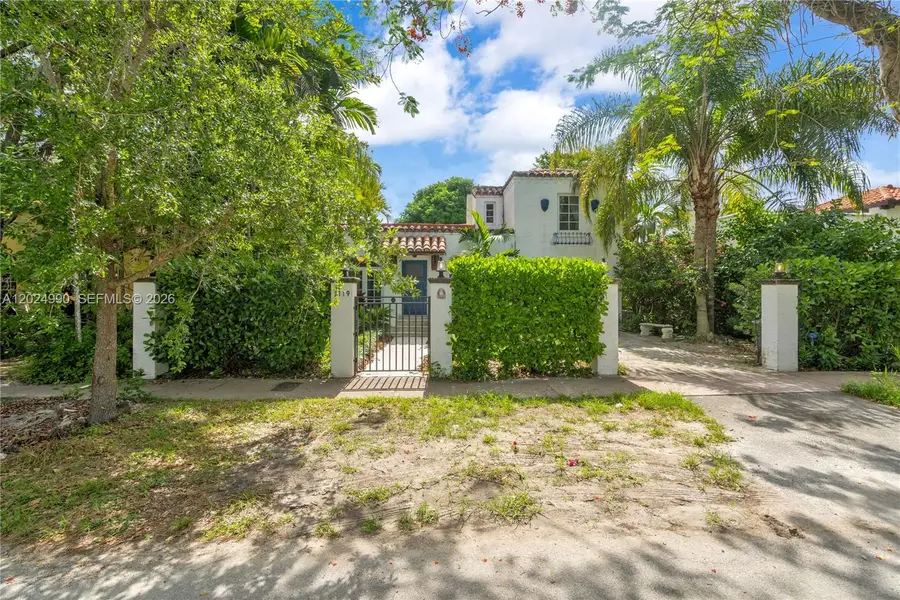 1119 Lisbon St, Coral Gables, FL 33134 - #2
