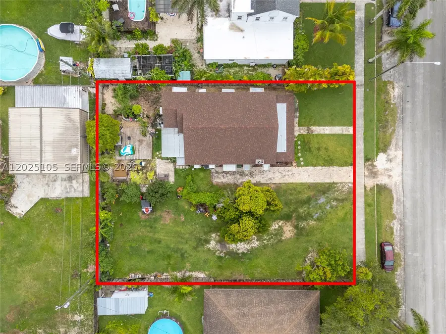 137 NW 20th St, Homestead, FL 33030 - #2