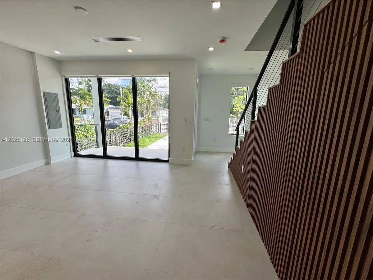 1924 NW 27th St, Miami, FL 33142 - #1