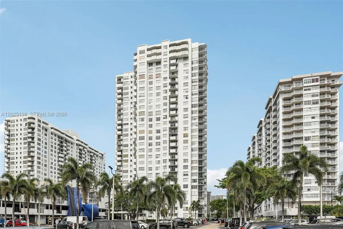 2750 NE 183rd St #603, Aventura, FL 33160 - #1