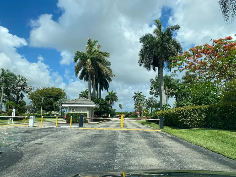 3035 SE 7th Pl, Homestead, FL 33033 - #3