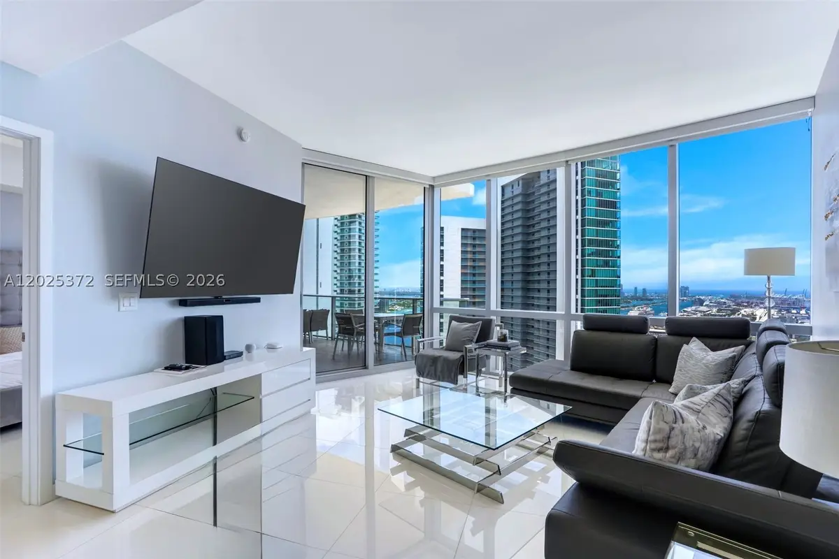 851 NE 1st Ave #3909, Miami, FL 33132 - #1