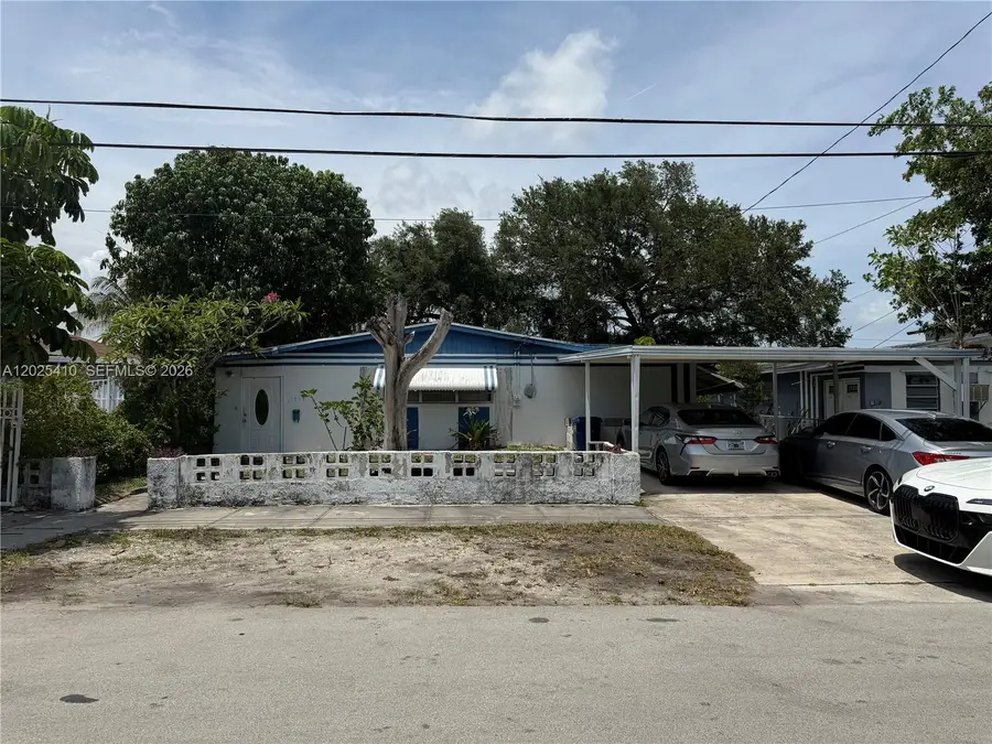 1535 NW 153rd St, Miami Gardens, FL 33054 - #2