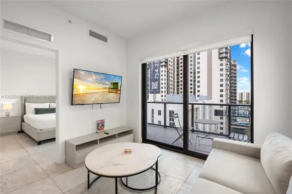 239 SW 9th St #1202, Miami, FL 33130