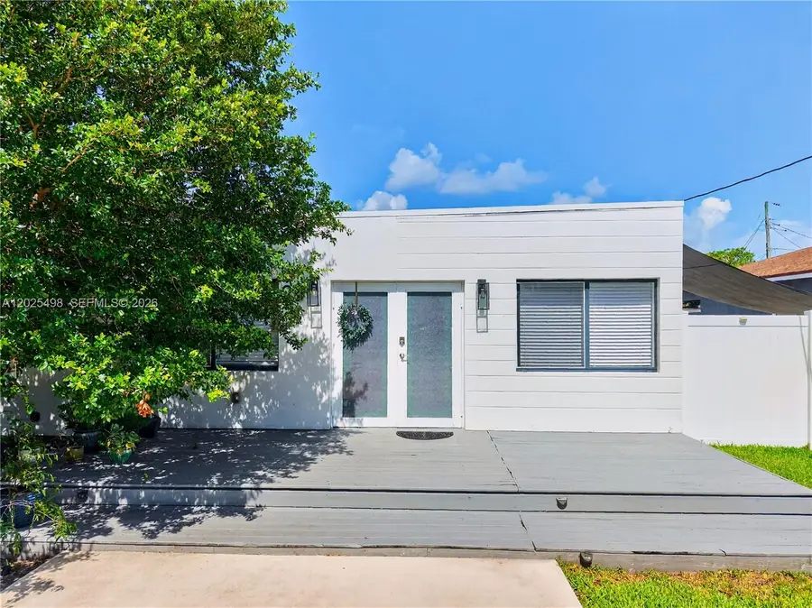 24 NW 13th Ave, Delray Beach, FL 33444 - #2
