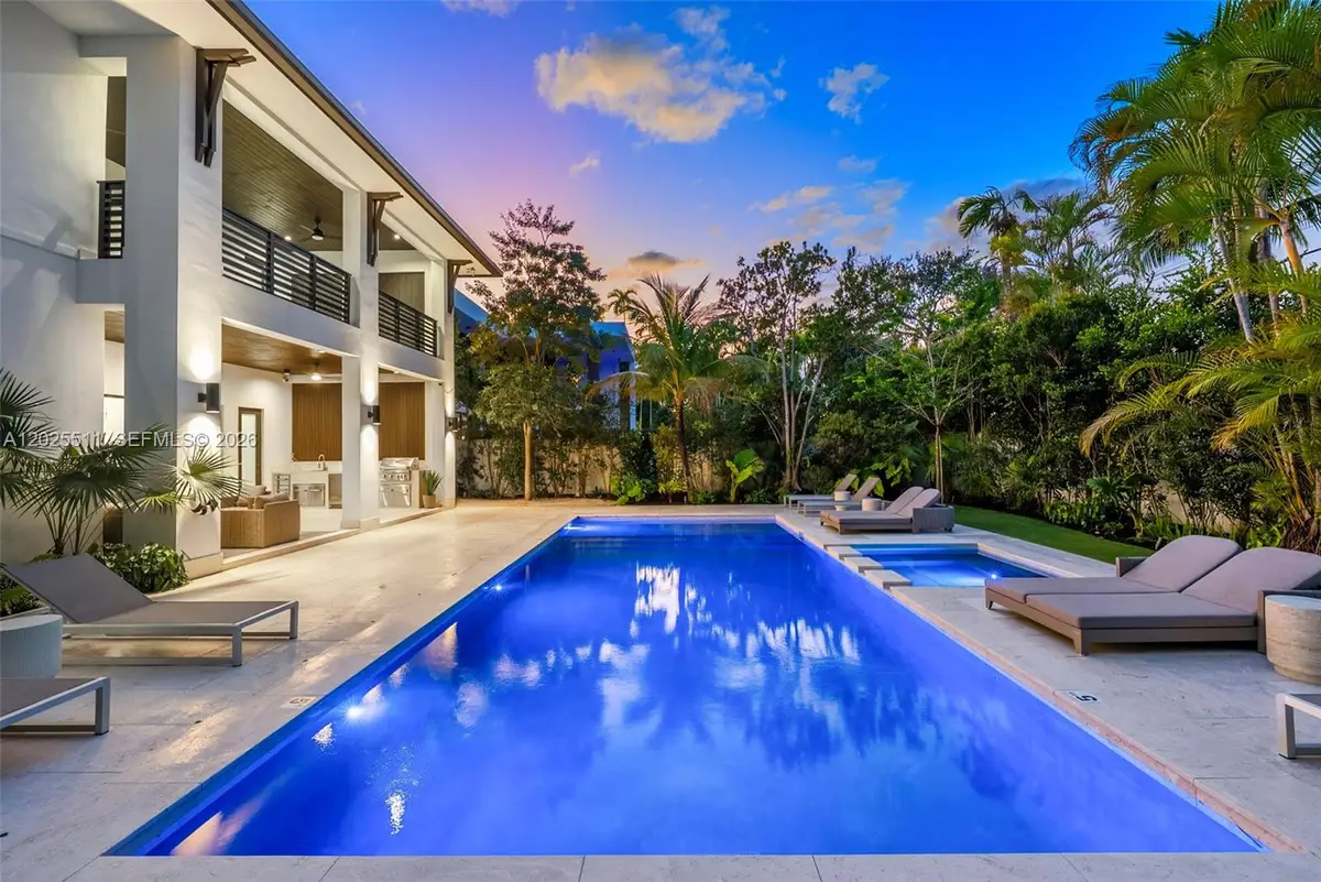 5753 SW 31st St, Miami, FL 33155 - #1