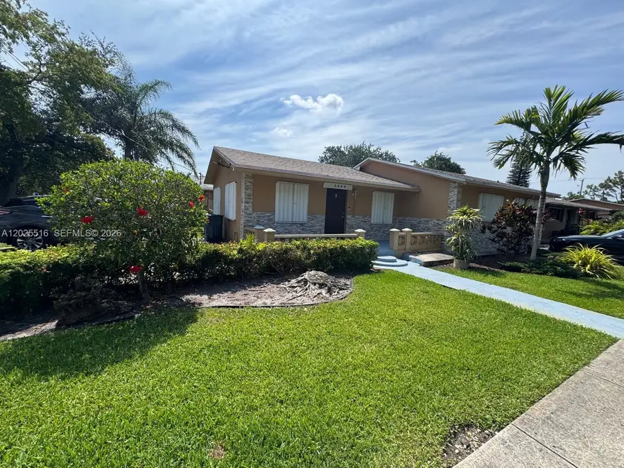 5844-5846 Pierce St, Hollywood, FL 33021 - #2