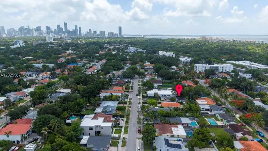 Address Withheld By Seller, Miami, FL 33133 - #3