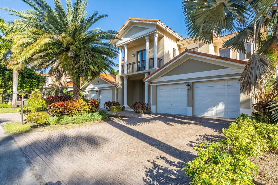 19529 SW 80th Ct, Cutler Bay, FL 33157 - #2