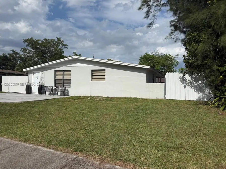 3900 SW 60th Ave, Davie, FL 33314 - #2