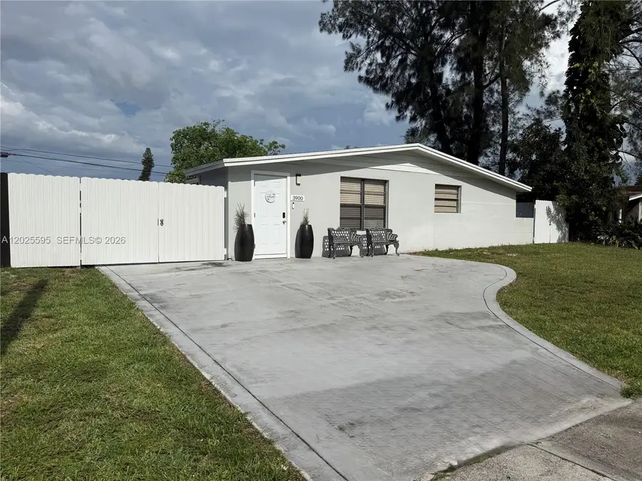 3900 SW 60th Ave, Davie, FL 33314 - #3