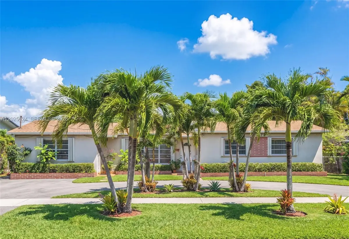 9231 SW 16th St, Miami, FL 33165 - #1