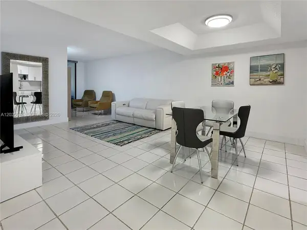 9735 NW 52nd St #209, Doral, FL 33178