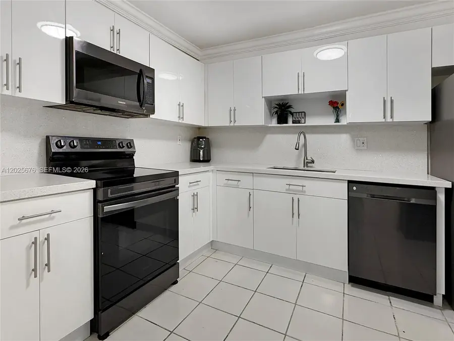 9735 NW 52nd St #209, Doral, FL 33178 - #3