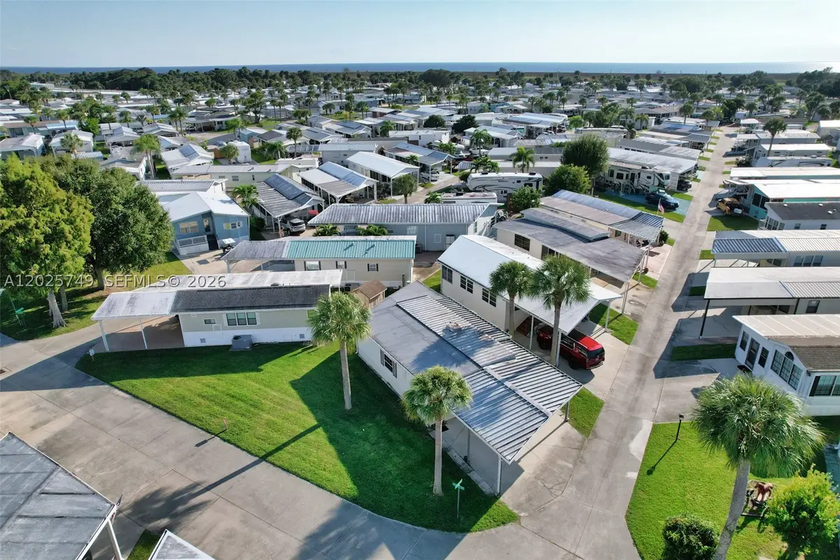 5302 SE 64th Terr, Okeechobee, FL 34974 - #1