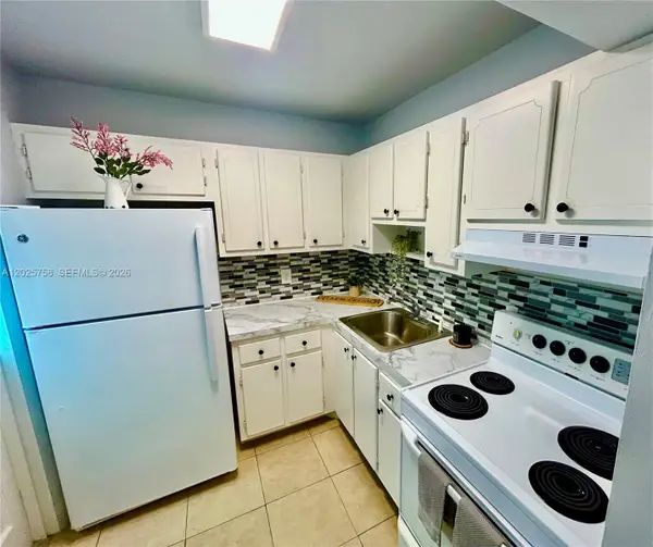 2213 NE 1st Ct #203, Boynton Beach, FL 33435
