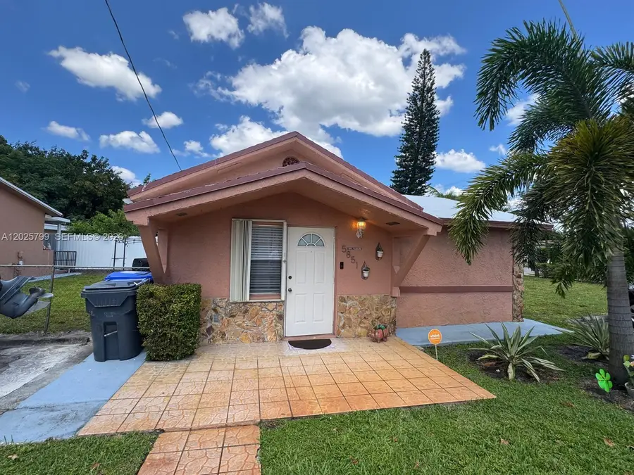 5851-5853 Fillmore St, Hollywood, FL 33021 - #2