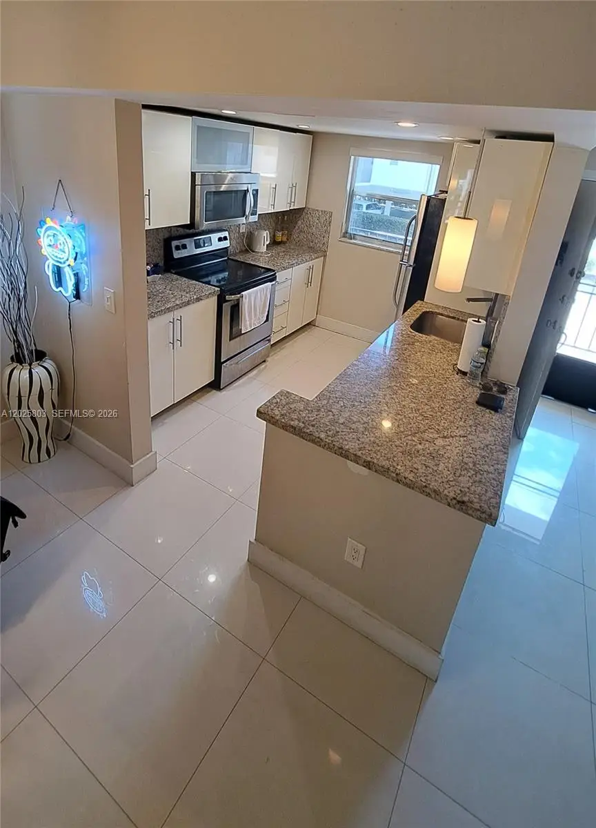 201 178th Dr #209, Sunny Isles Beach, FL 33160 - #2
