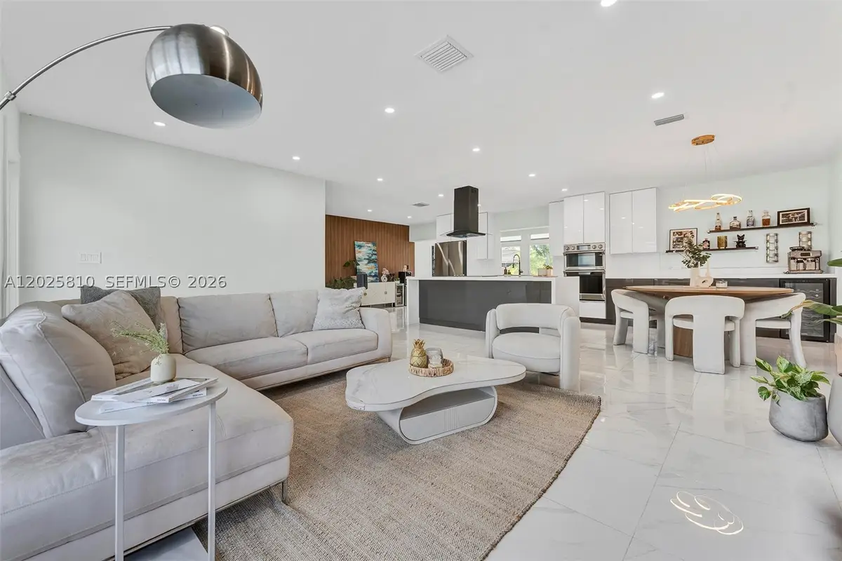 1446 Scott St, Hollywood, FL 33020 - #1