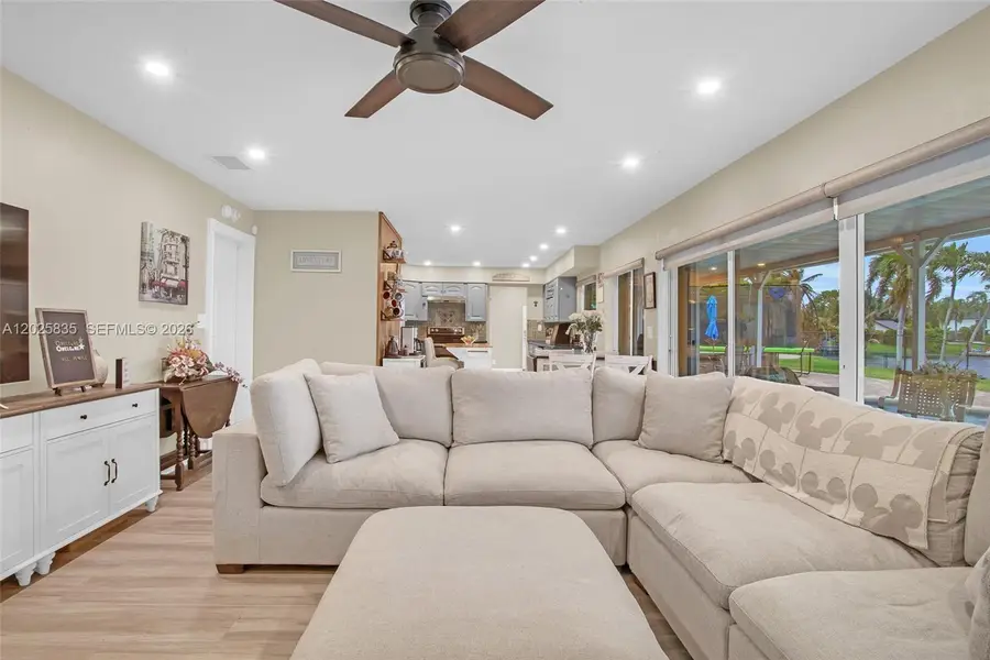 4890 SW 104th Ave, Cooper City, FL 33328 - #3