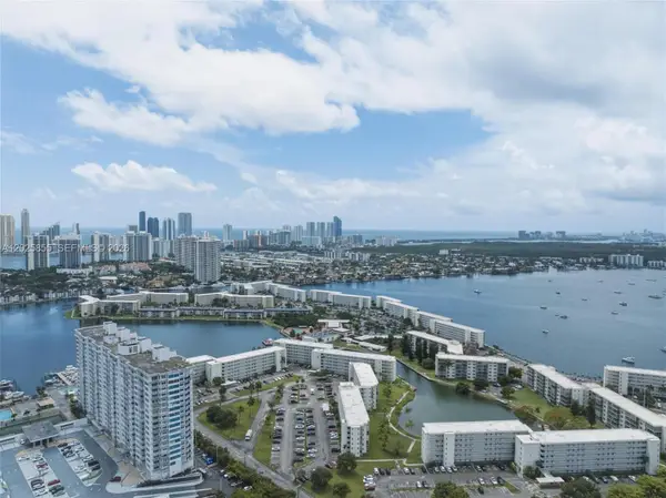 2855 Leonard Dr #H106, Aventura, FL 33160