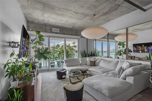 1000 West Ave #PH23, Miami Beach, FL 33139