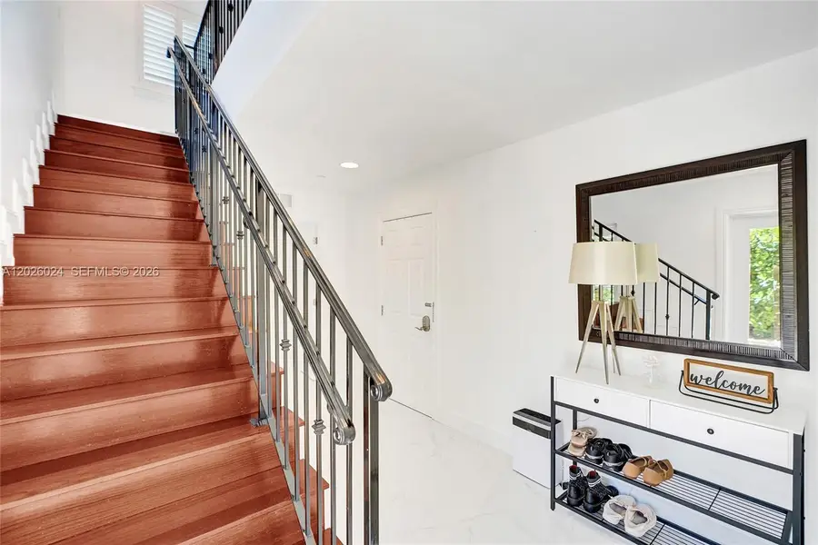 1112 NE 17th Way, Fort Lauderdale, FL 33304 - #2