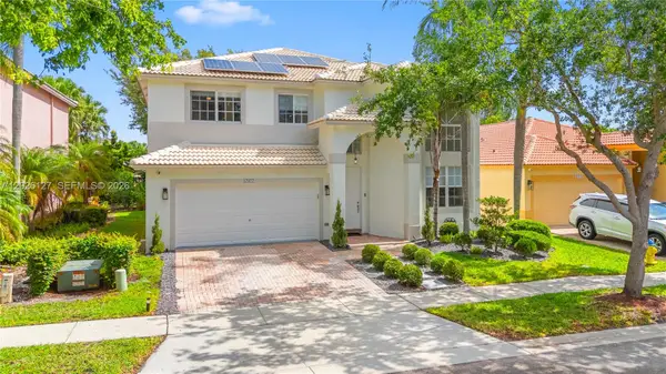 17027 NW 19th St, Pembroke Pines, FL 33028