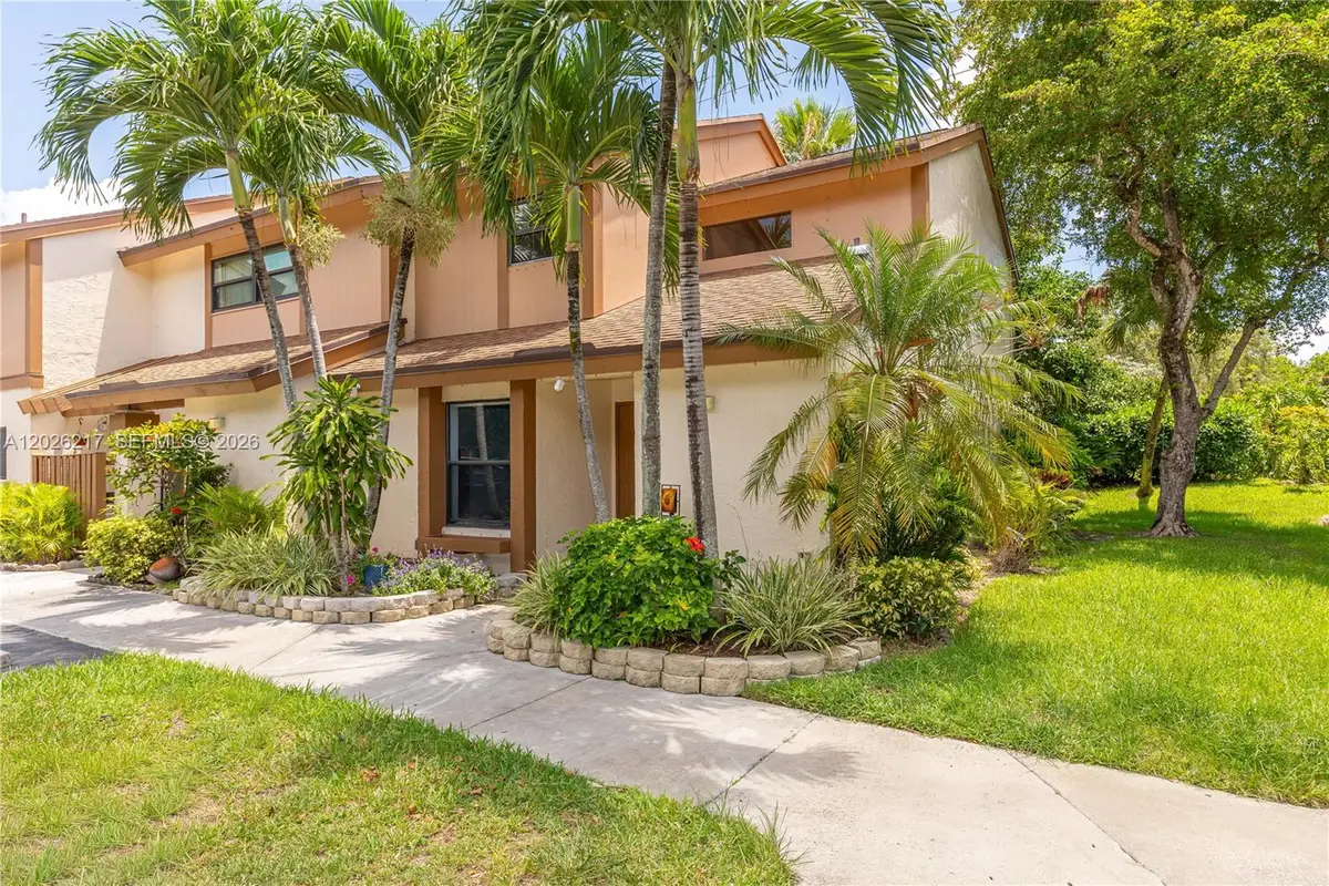 4690 NW 30th St, Coconut Creek, FL 33063 - #1