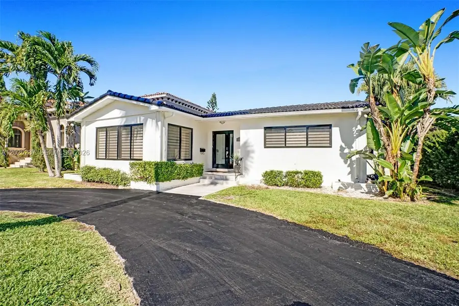 1355 Madison St, Hollywood, FL 33019 - #2