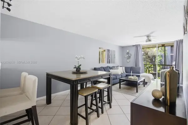 Address Withheld By Seller, Plantation, FL 33324